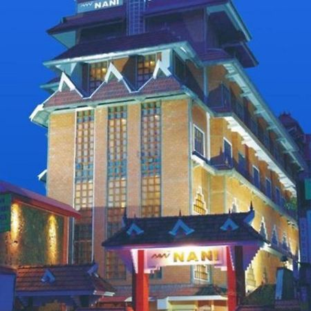 Nani Hotel Коллам Экстерьер фото