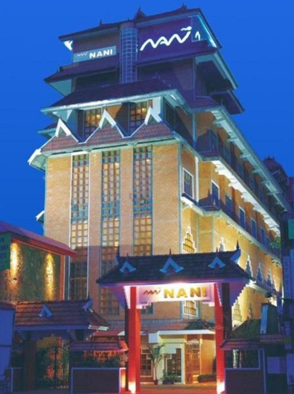 Nani Hotel Коллам Экстерьер фото
