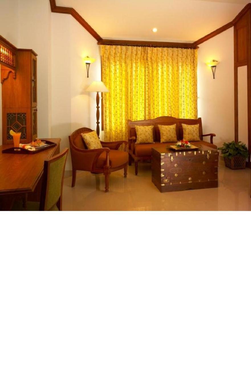 Nani Hotel Коллам Экстерьер фото